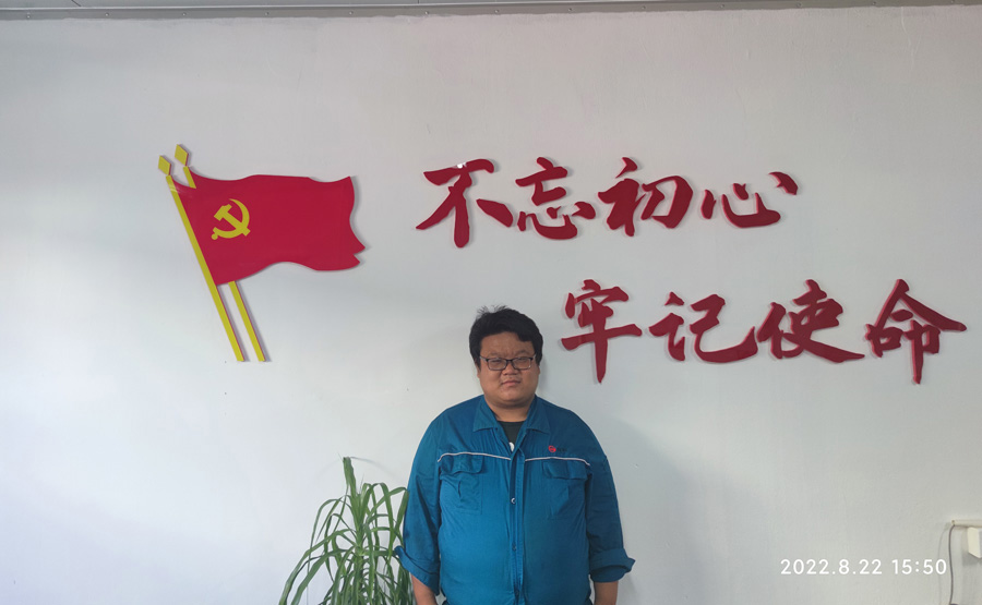 2022年度m88官网优秀科技奋斗者——张  强