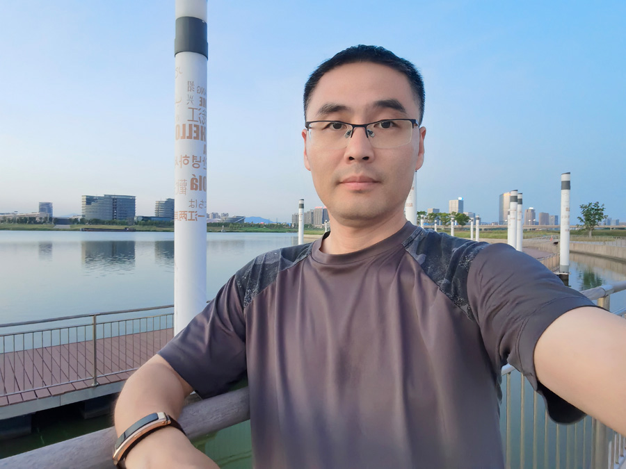 2022年度m88官网金鹰奋斗者——汤  旗