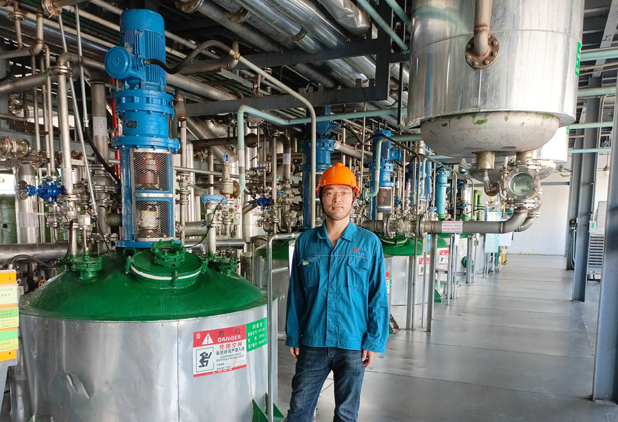 2022年度m88官网金鹰奋斗者——黄秋波