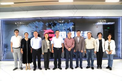 深化校企合作 共促医药发展 | 中国药科大学一行莅临m88官网考察交流